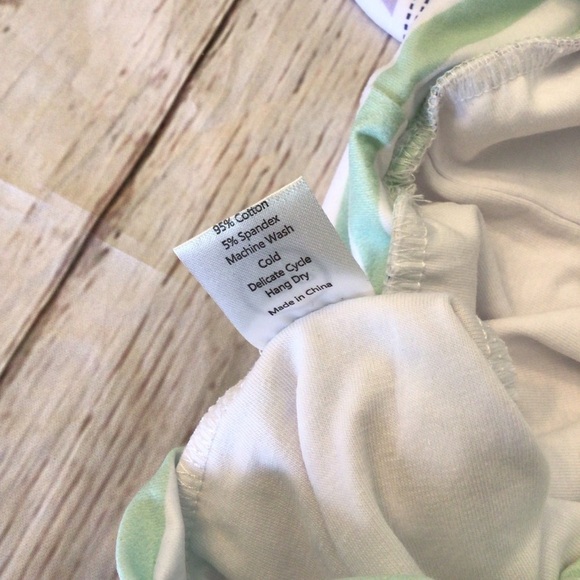 NWOT ISP Dancewear Teen 2pc Arrow Print Muscle Tee And Brief Dance Set AX… - Picture 7 of 8